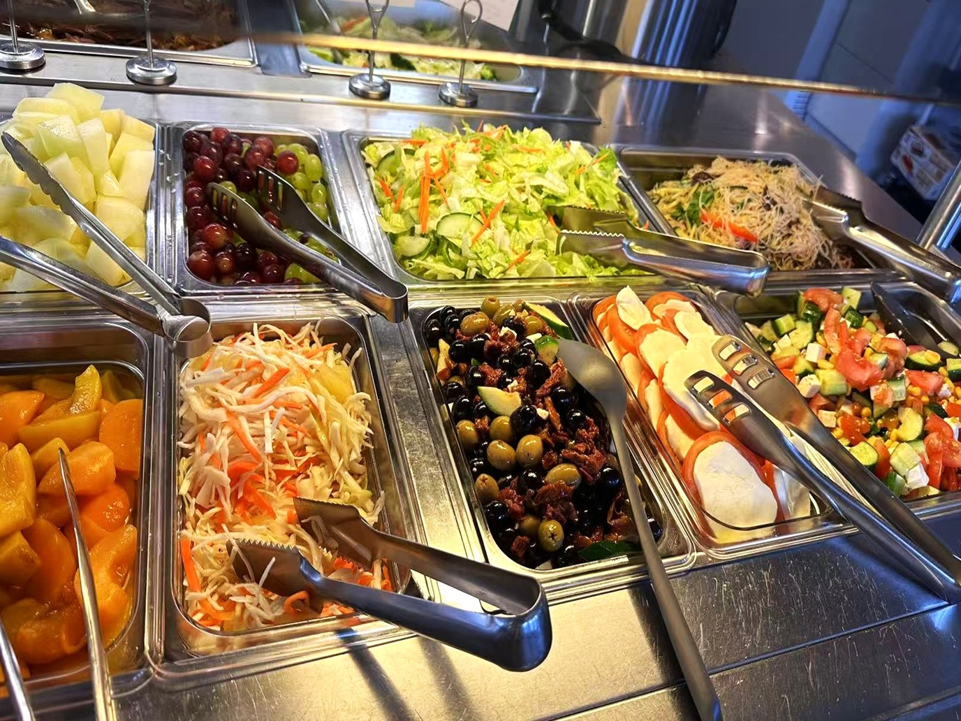Salad & Desserts
